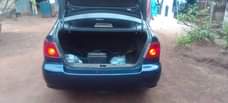A picture of 05 06 highest grade Toyota Corolla Le everything is intact