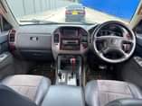 A picture of Mitsubishi Pajero DJL