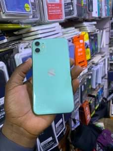 A picture of Iphone 11