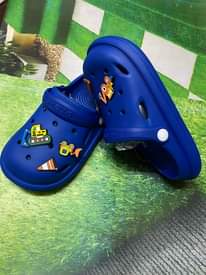 A picture of Crocs USH 25 000