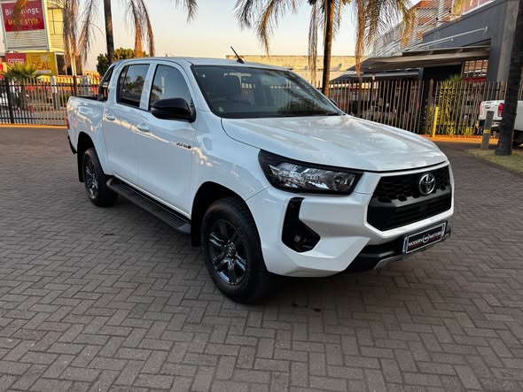 used toyota hilux