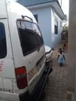 A picture of Toyota hiace commute