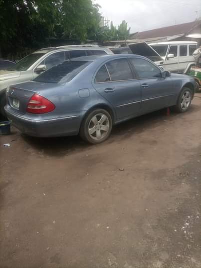 A picture of E 320 Mercedes 4 matic Benz Abs need attention Engine