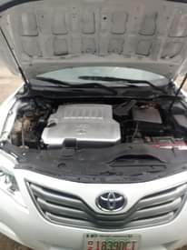 A picture of TOYOTA CAMRY 2010