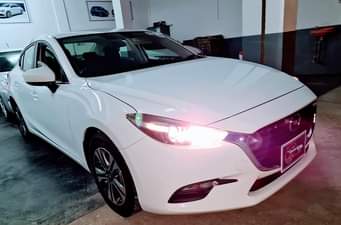 mazda axela