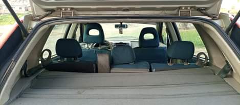 A picture of Nissan Almera tino for sele with good engine and gear