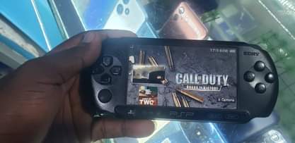 A picture of Psp on sell 150k in bada kireka it cames with