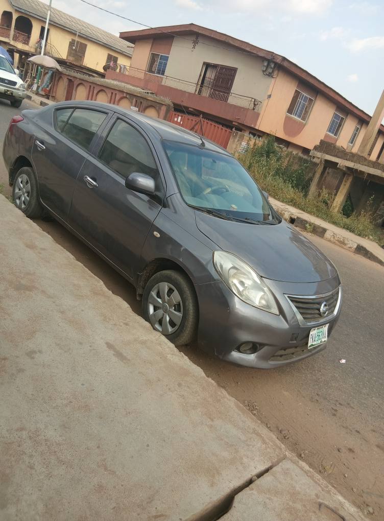 A picture of Nissan almera