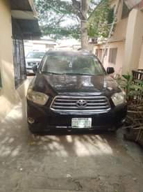 A picture of Toyota highlander 2008 model