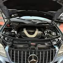 A picture of 2011 Mercedes Benz Ml350