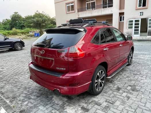 A picture of Clean Lexus Rx 350 2009 model for 8 million Naira