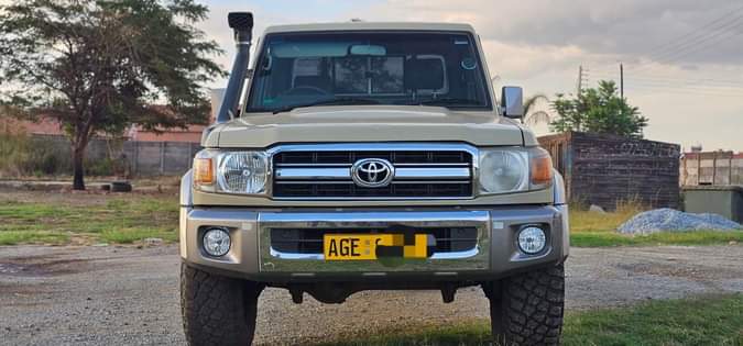 toyota land cruiser