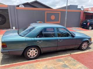 mercedes benz w124