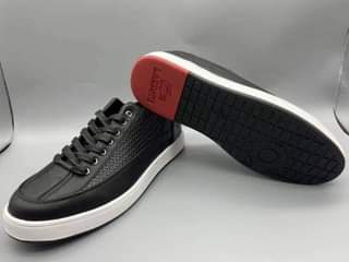 A picture of Gents sneakers