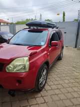 A picture of Nissan x treil