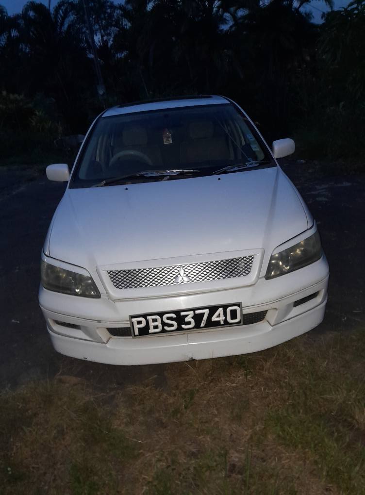 mitsubishi lancer