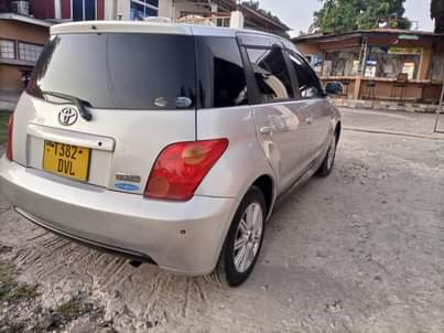 A picture of Toyota ist Inauzwa 0784392449