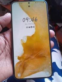 A picture of Samsung galaxy s22 plus