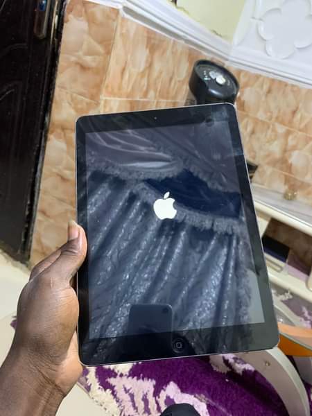 A picture of APPLE IPAD AIR 2 32GB PERFECTLY FINE 110k KARU ABUJA