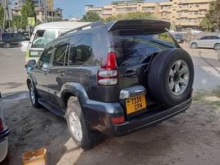 A picture of Land cruiser Prado 120 for sale
