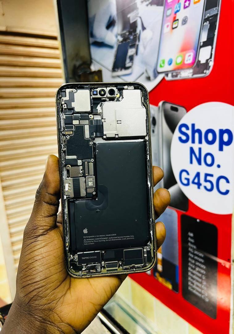 A picture of SCREENs And LCD SPAREs