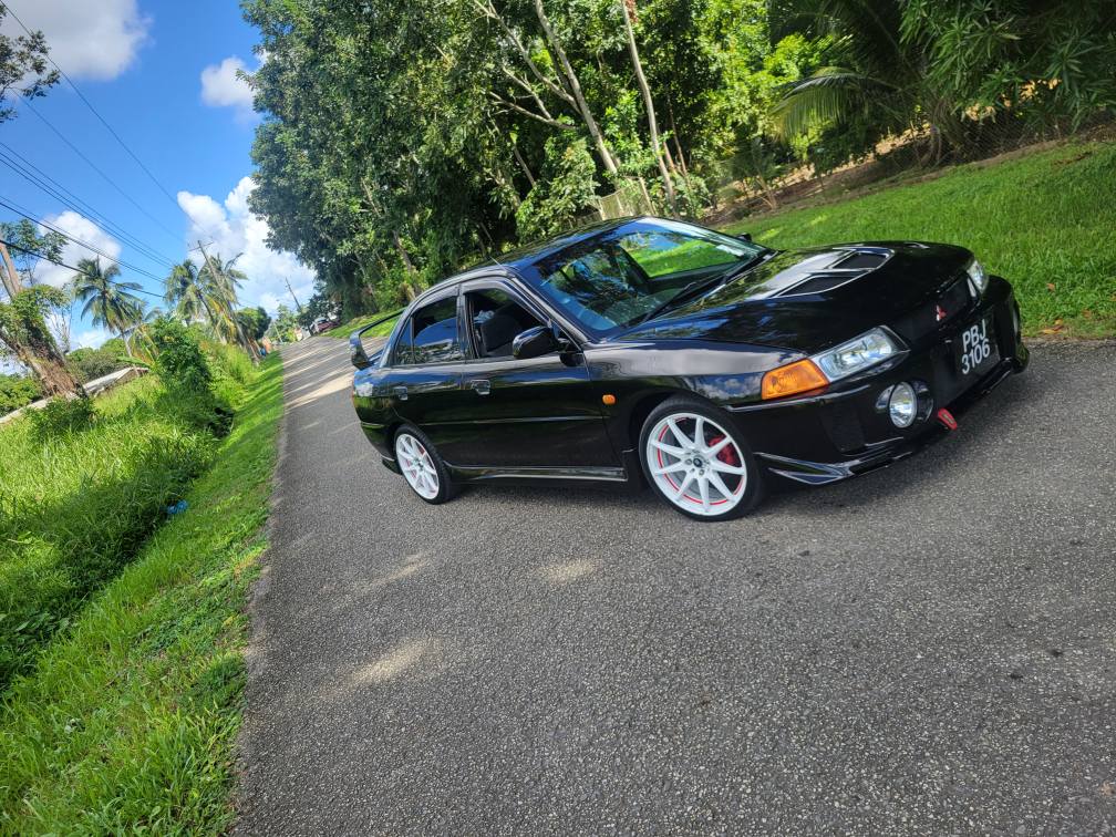 mitsubishi lancer