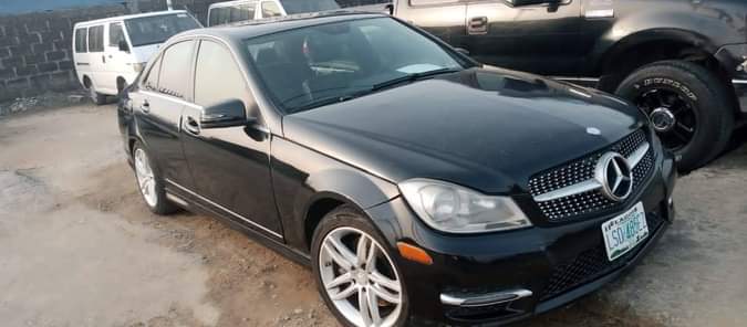 A picture of Make Mercedes Benz Model C300 Trim Sport 4matic sedan AWD