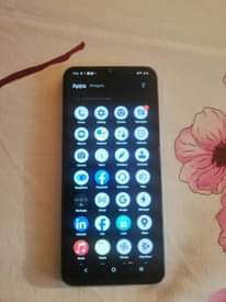 A picture of Vivo y33s