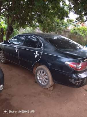A picture of Lexus ES300
