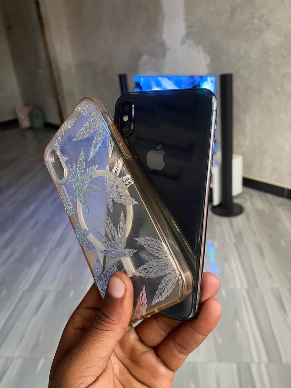 A picture of iPhone X 64GB