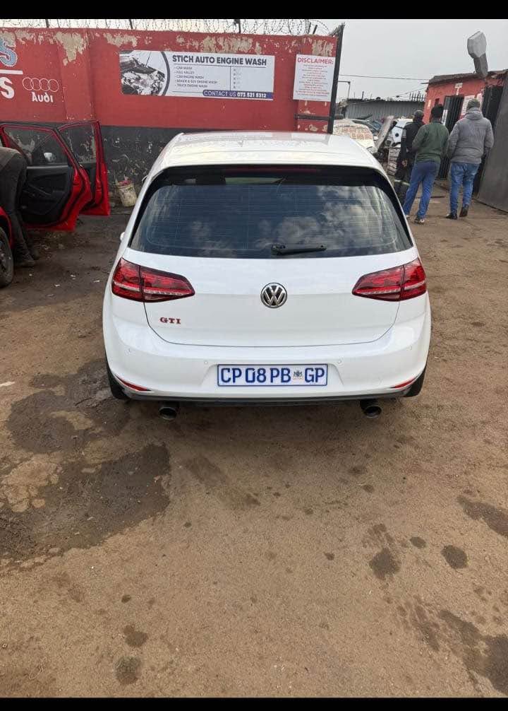 Mandla B.