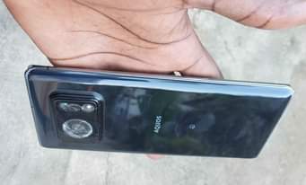 A picture of Sharp Aquos R6 128gb ram 12gb 280 000 Tu