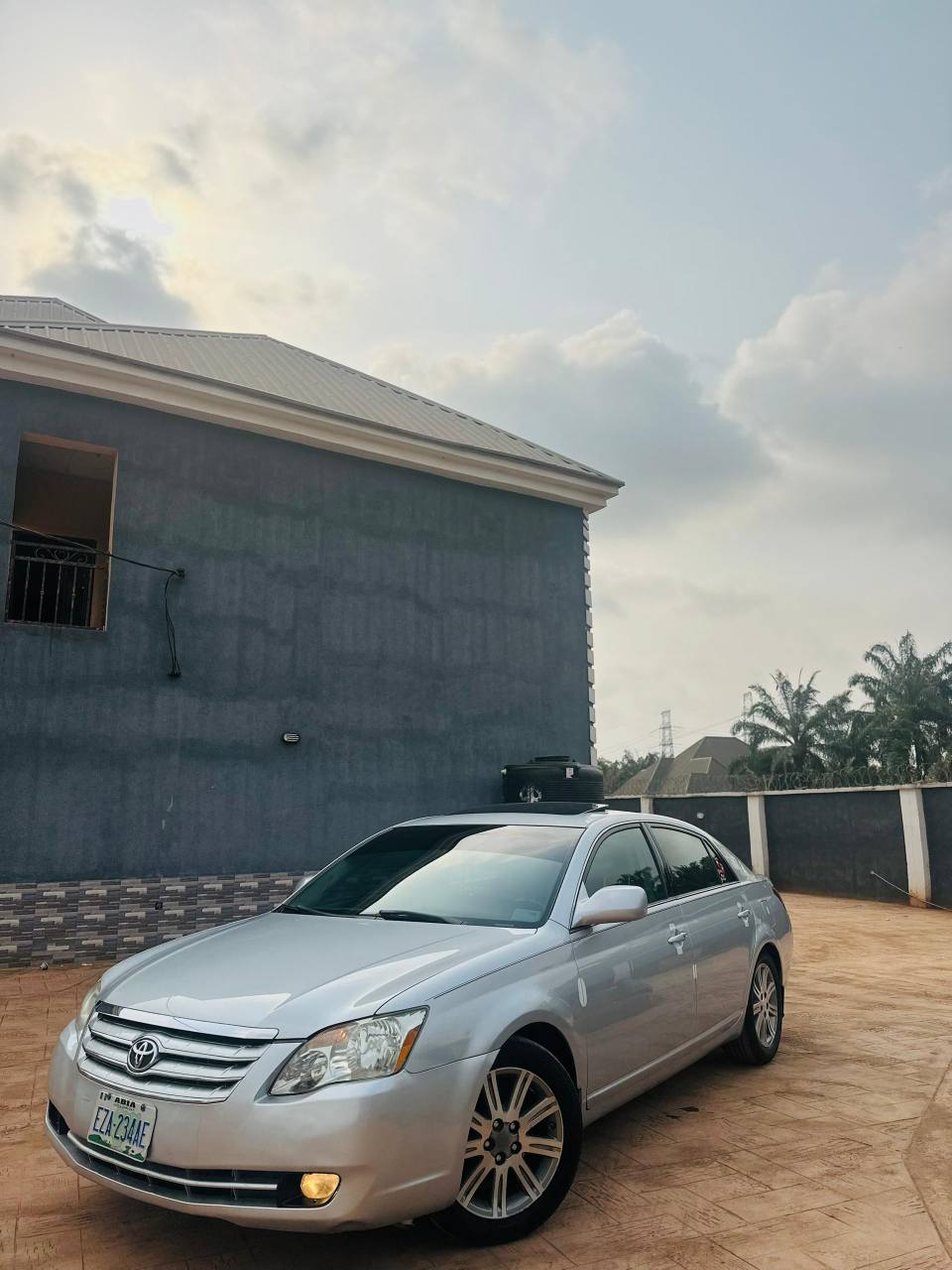 A picture of SUPER CLEAN 2007 AVALON LIMITED EDITION