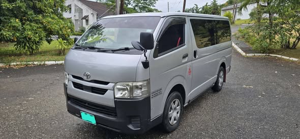used toyota hiace