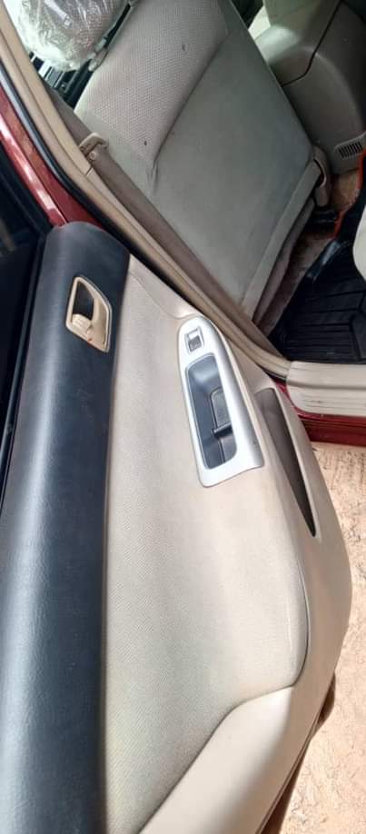 A picture of 2005 Toyota Camry