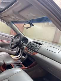 A picture of 2004 Toyota Camry
