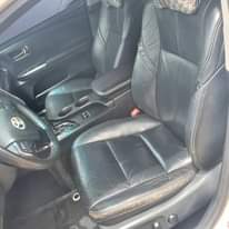 A picture of Model Toyota Avalon XLE Year 2013 Features Toks Grade full
