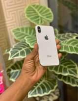 A picture of Iphone X GB 256