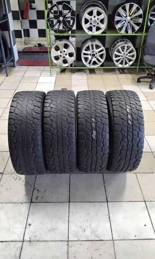 dunlop grandtrek