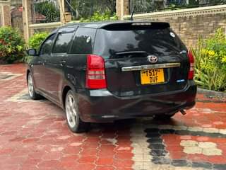 A picture of TOYOTA WISH BEI 13 8M GARI ALMOST MPYA PIGA SIMU