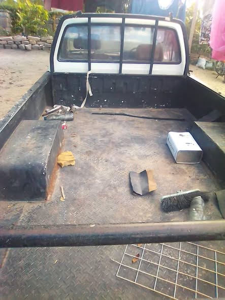 A picture of HILUX PICKUP 0620356906
