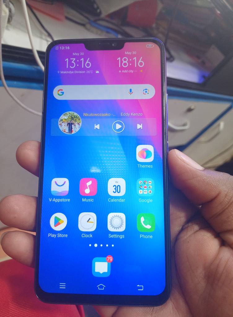 A picture of QUICK SALE VIVO V9 CLEAN PIECE WITH A LONG LASTING