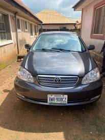 A picture of 2004 Toyota corolla 2004