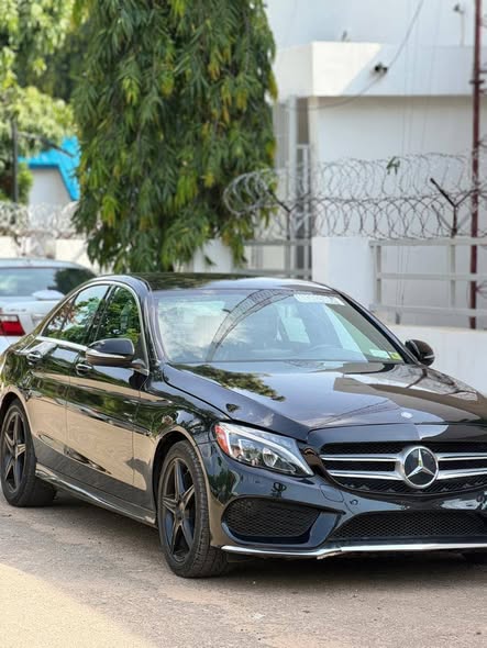 A picture of Distress Distress Distress Direct Belgium 2015 C400 25m net Abuja