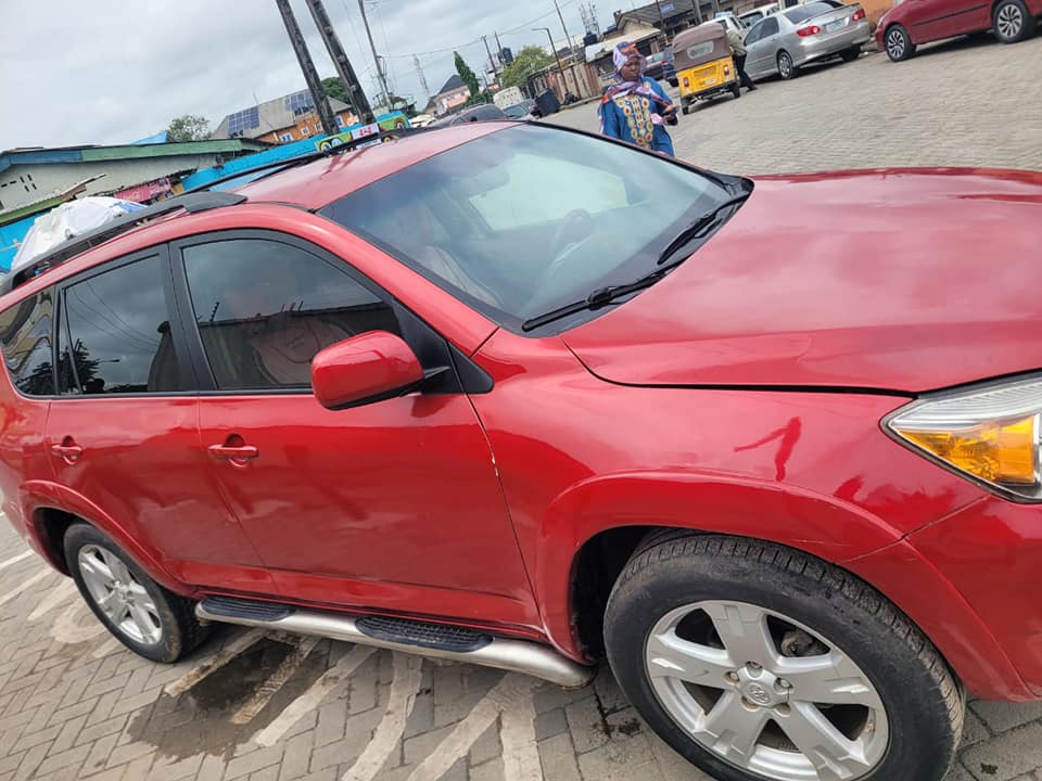 A picture of Registered Toyota Rav4 4plug engine 2008 model 