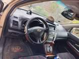A picture of Very clean and sound Lexus Rx330 2005 mod