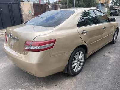 A picture of TOYOTA CAMRY 2011 MODEL