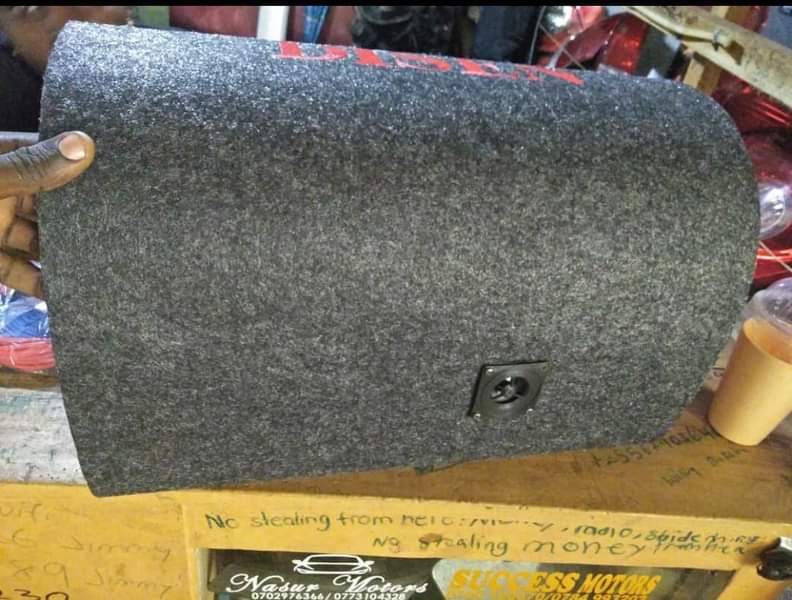 A picture of Subwoofer in all sizes 6 8 10 0703194989 0776540826 0758506187