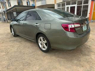 A picture of Toyota Camry 013