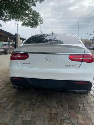 A picture of Mercedes Benz GLE 43